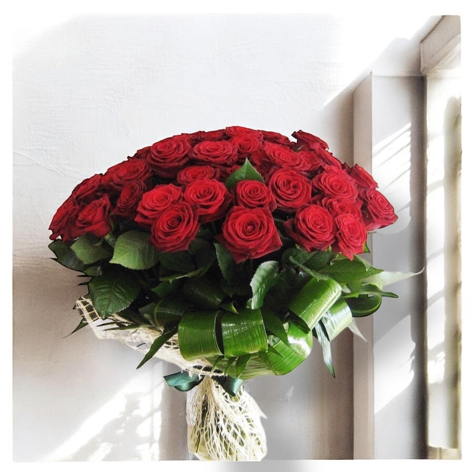 Bouquet of 51 red roses
