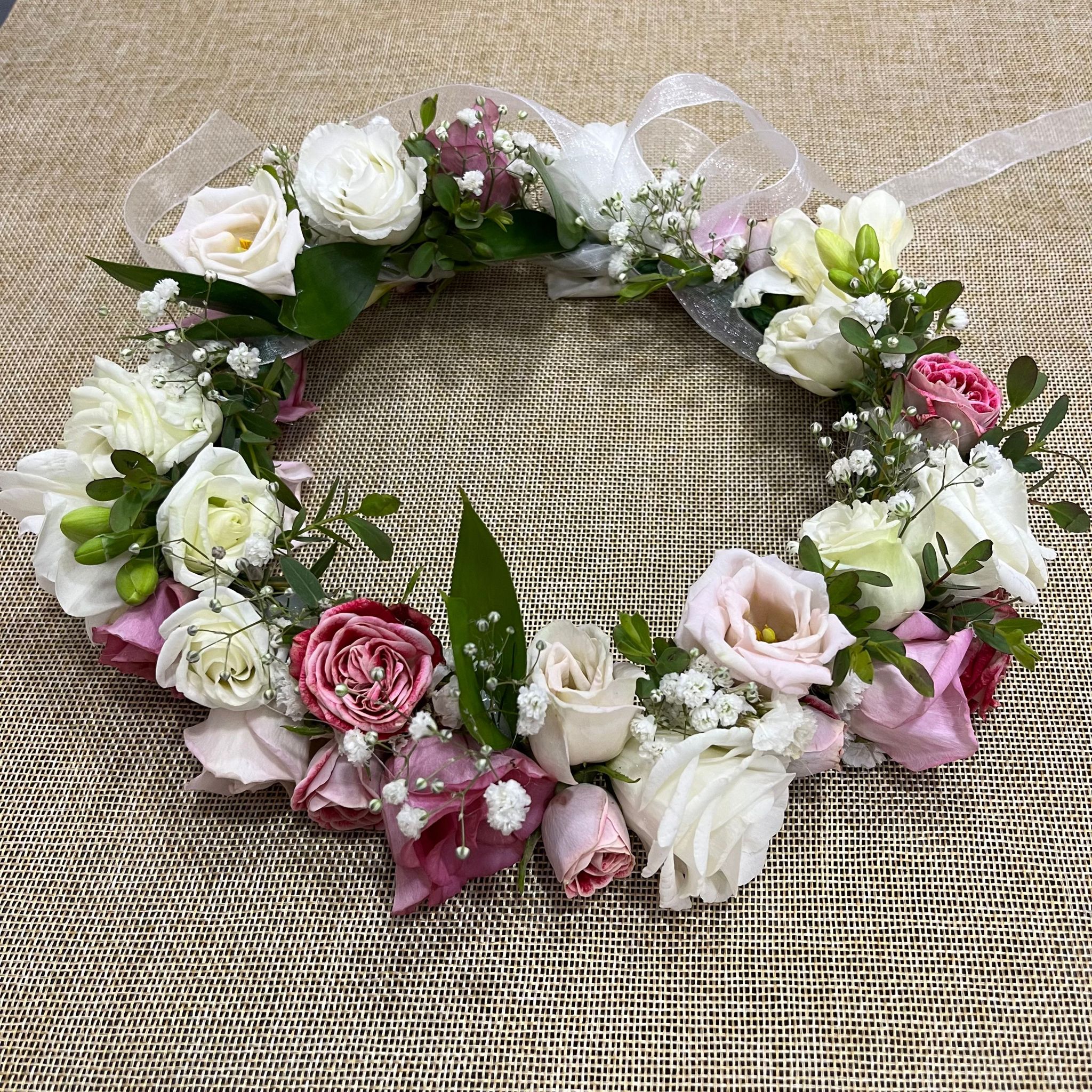 Coronita natural flowers - white lisianthus