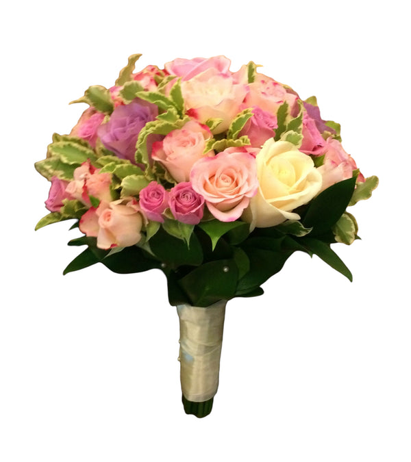 Pastel bridal bouquet of roses and mini roses