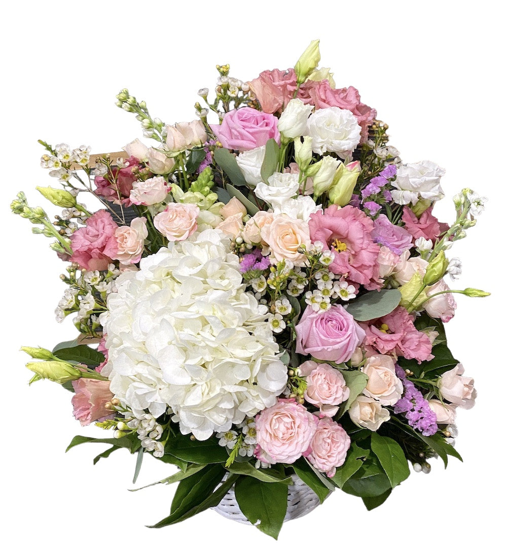 aranjament floral in culori pastel – eleganta si delicatete pentru momente speciale