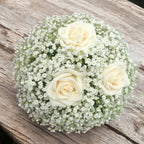 Buchet domnisoara onoare trandafiri crem si floarea miresei