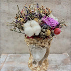 Aranjament elegant cu trandafiri criogenati