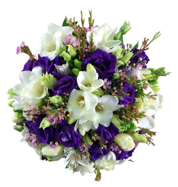 Bridal bouquet of lisianthus and freesia