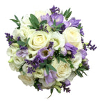 Buchet de mireasa cu trandafiri, lisianthus si frezii