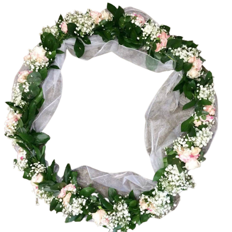 Aranjament de cristelnita pentru botez cu minirose roz