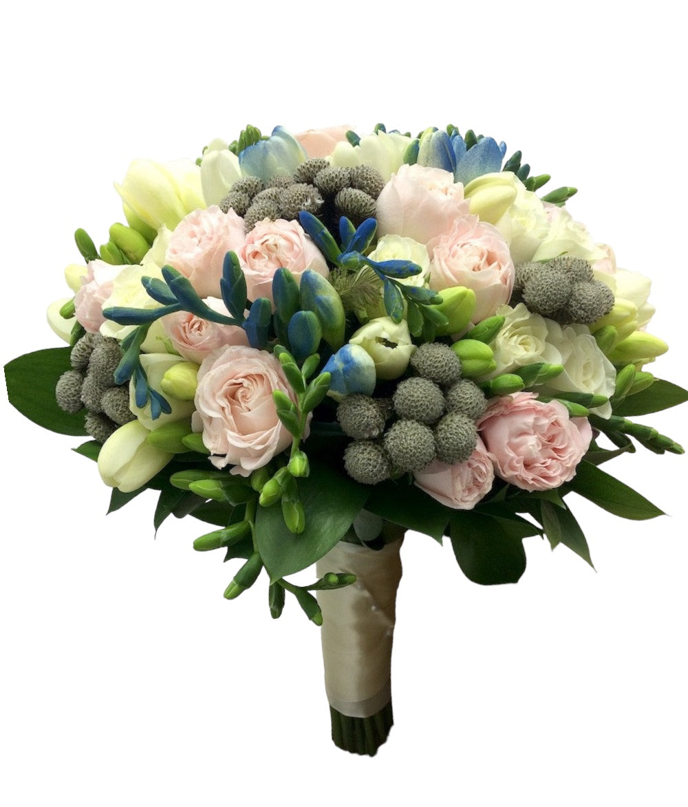 Buchet mireasa brunia si minirose