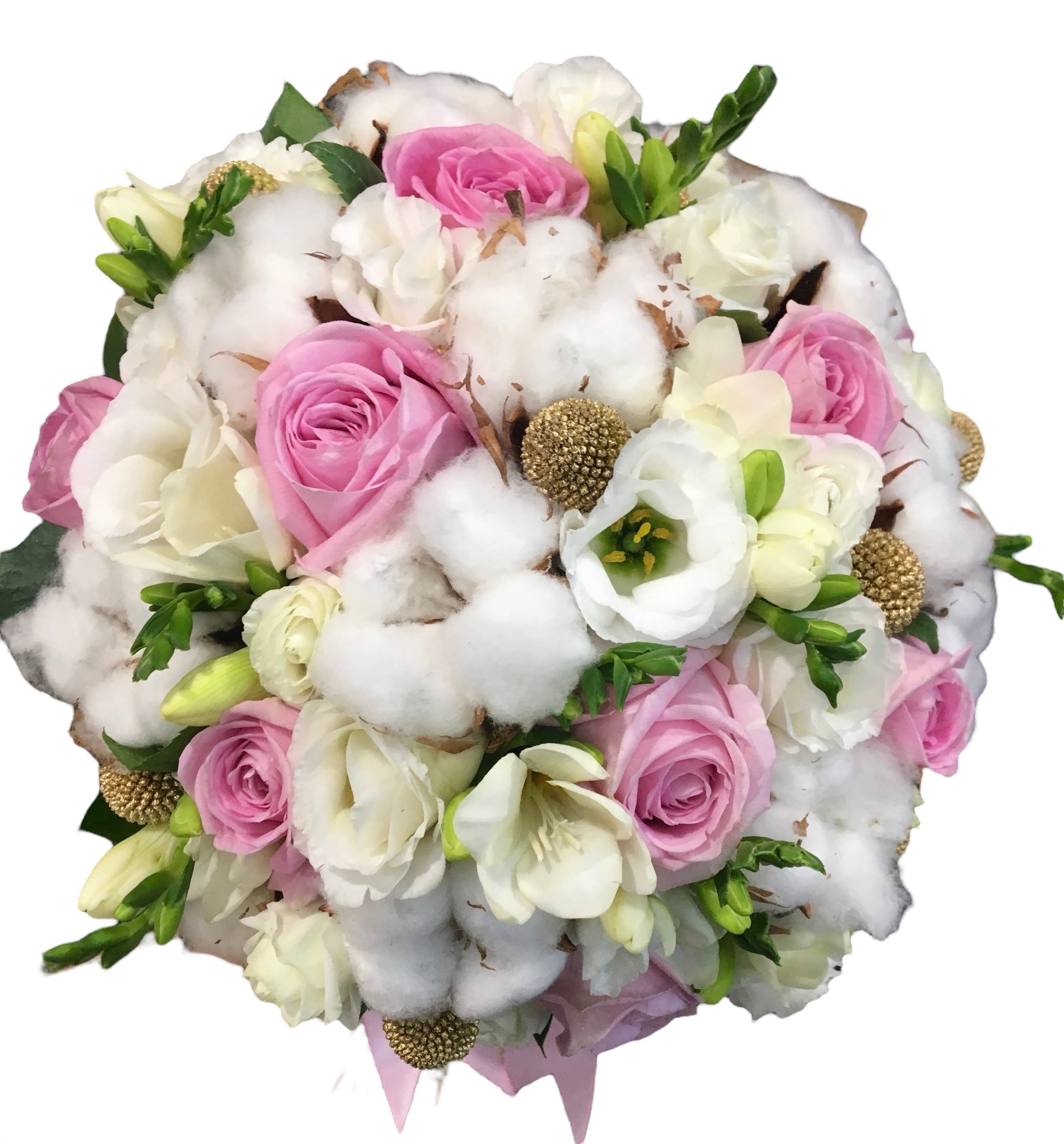 Cotton wedding bouquet and pink roses