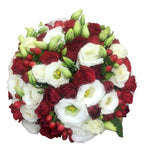 Buchet mireasa minirose rosii si hypericum