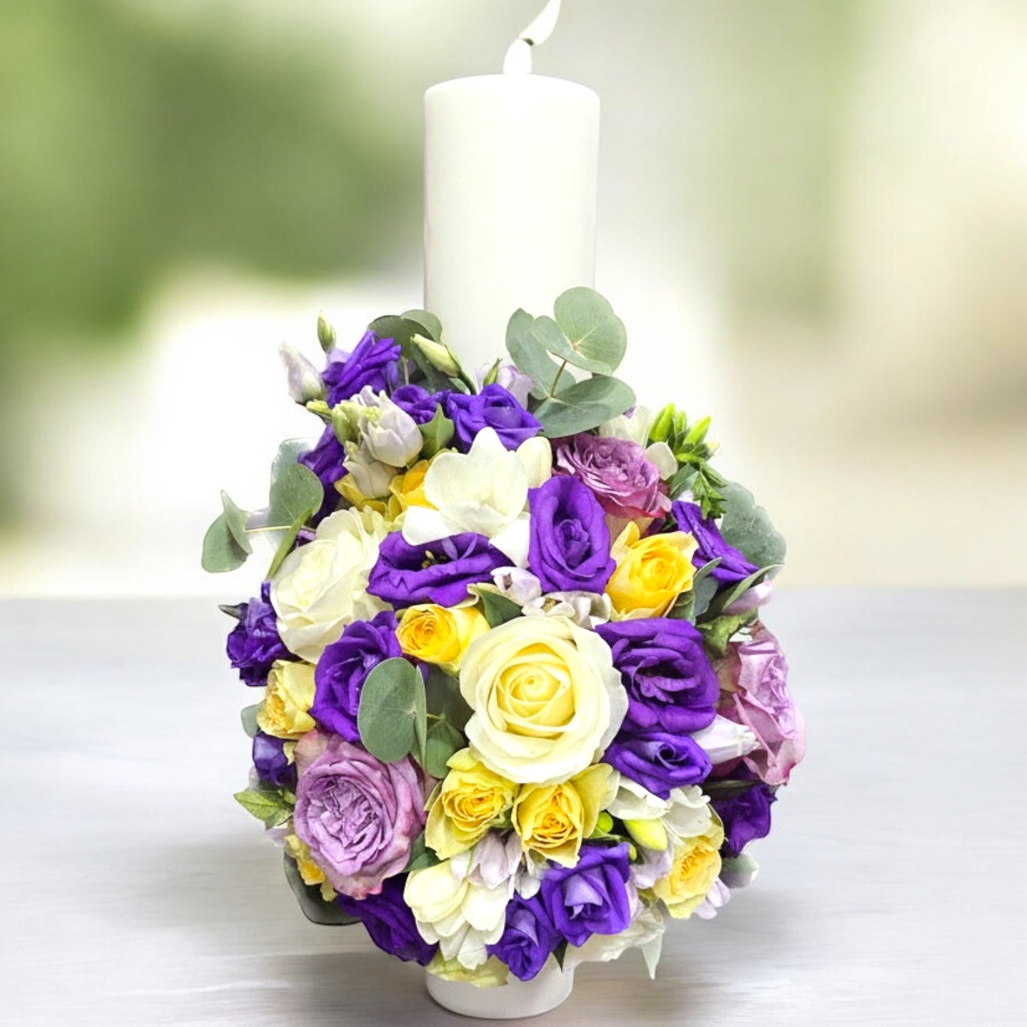 Lilac roses short baptism candle