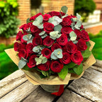 Bouquet of 9 red roses