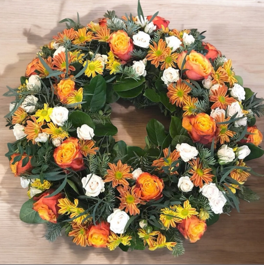 Coroana funerara rotunda trandafiri portocalii