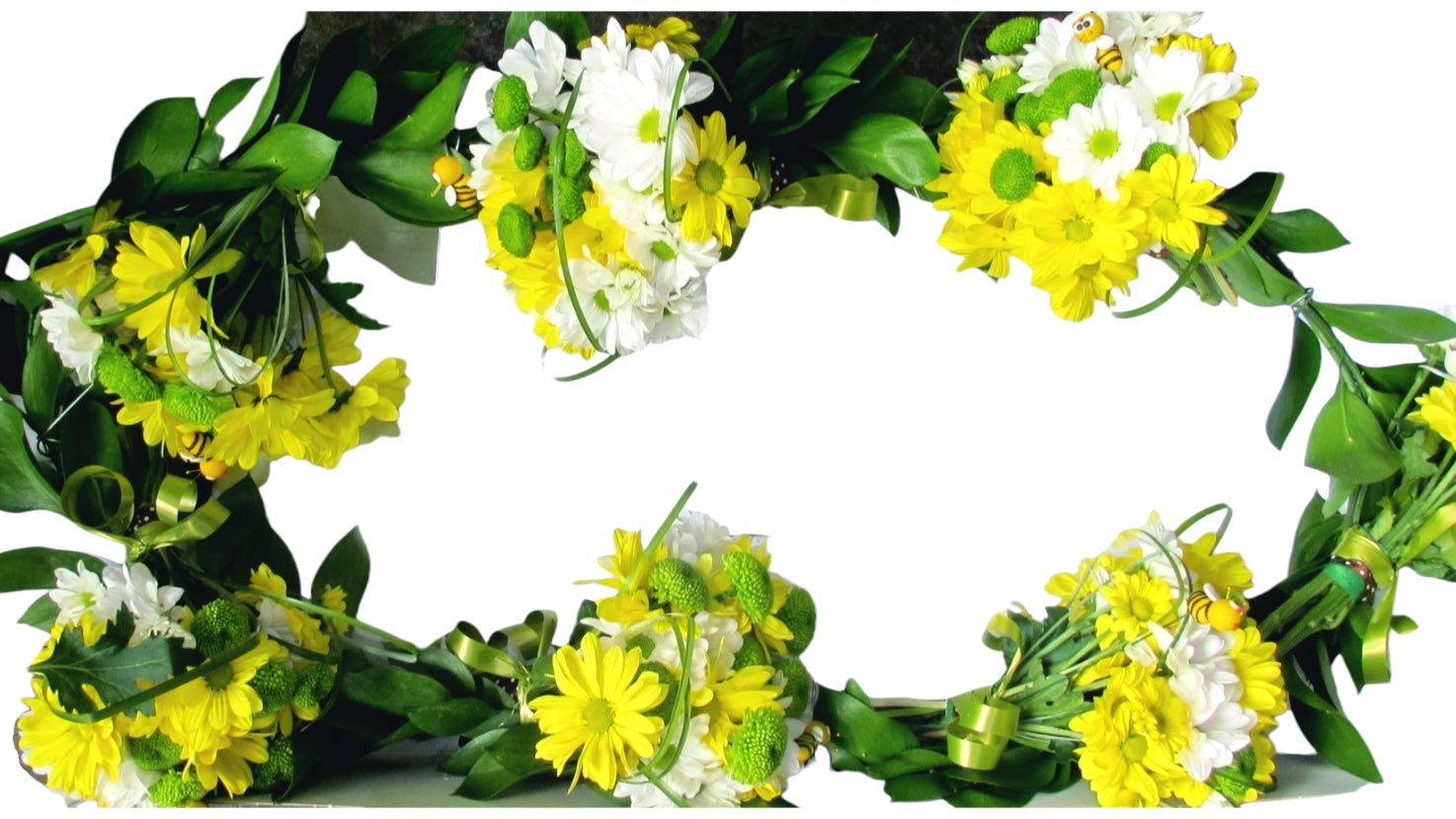 Aranjament de cristelnita biserica santini si margarete