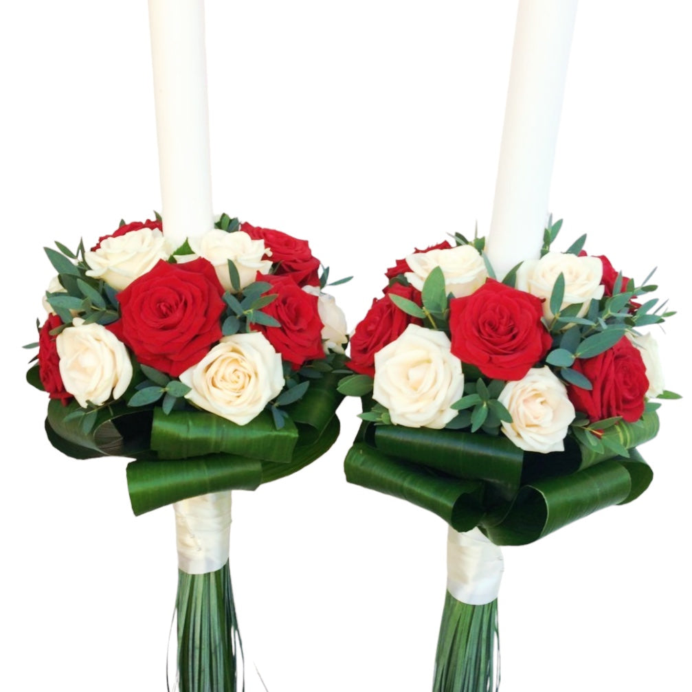 Lumanari cununie din trandafiri crem si rosii