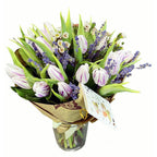 Buchet primavara - lalele si lavanda