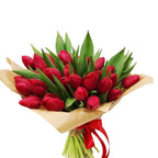 Buchet din 25 lalele rosii - flori de primavara