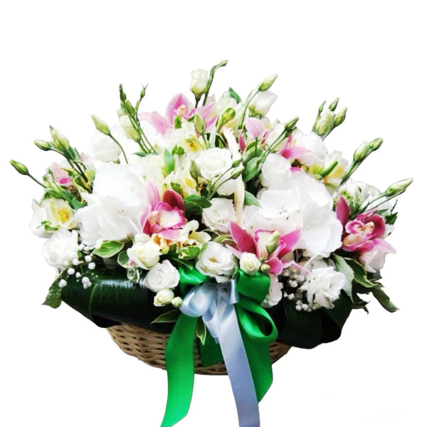 Basket with hydrangea and imperial orchid