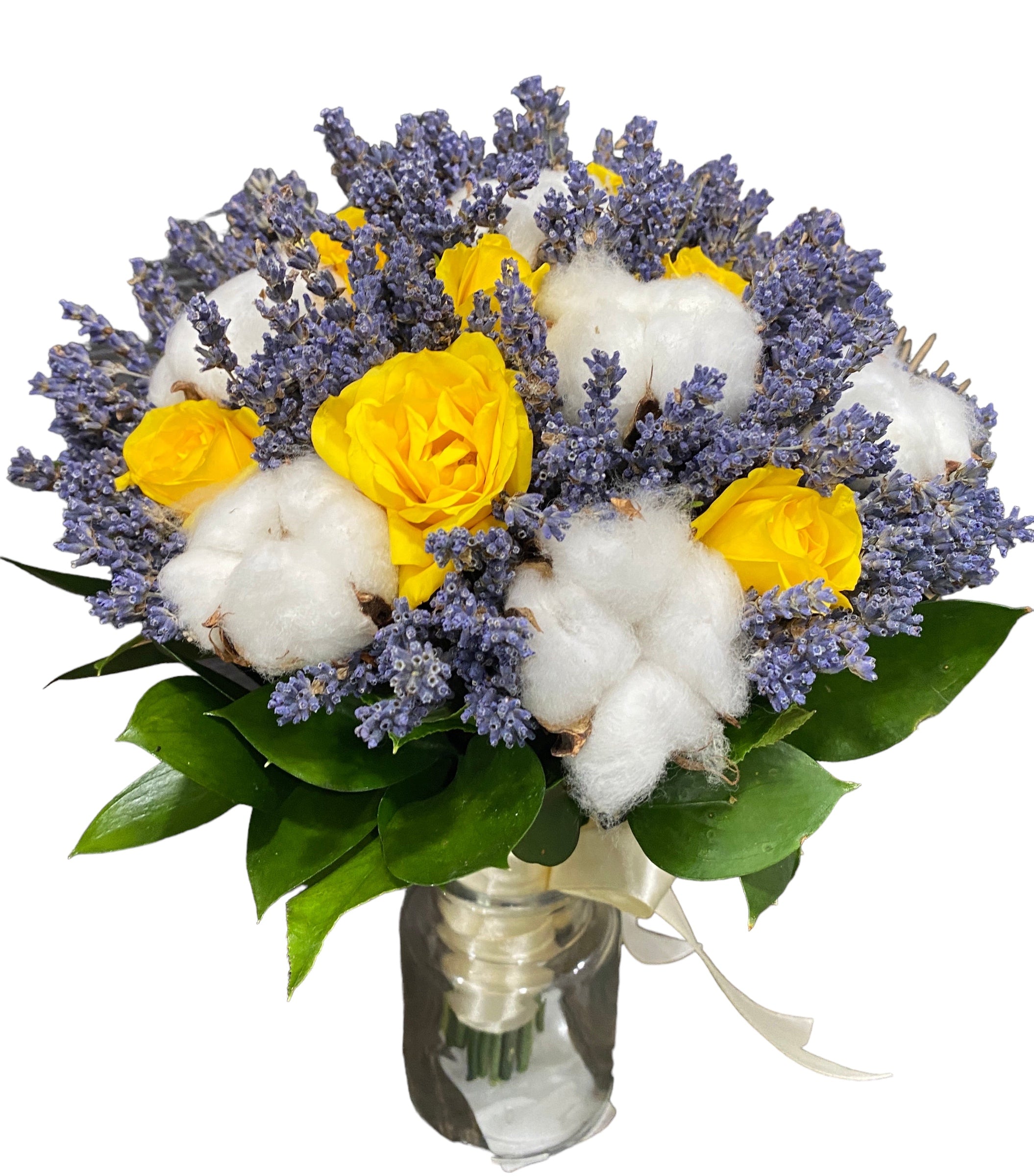 Buchet de cununie deosebit cu flori de bumbac, plante suculente si lavanda