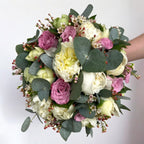 Buchet mireasa bujori si trandafiri