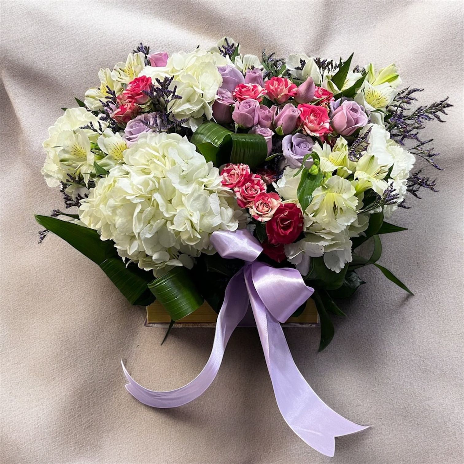 Cutie hortensie si minirose