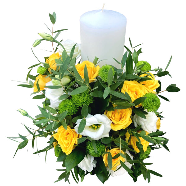 Baptism candle with mini roses, lisianthus and santini
