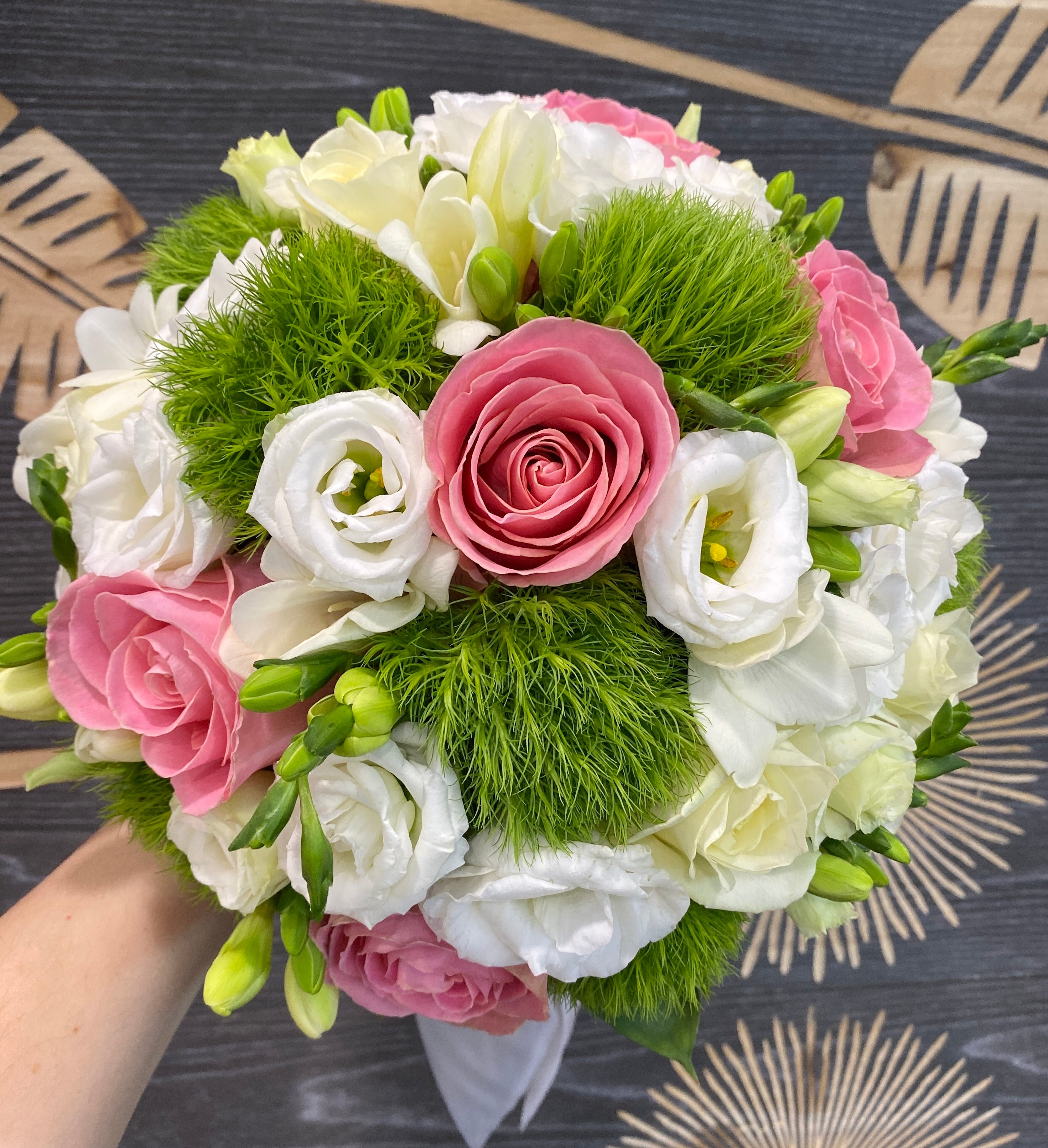 Buchet mireasa trandafiri roz