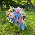 Buchet de mireasa cu bujori si hortensie