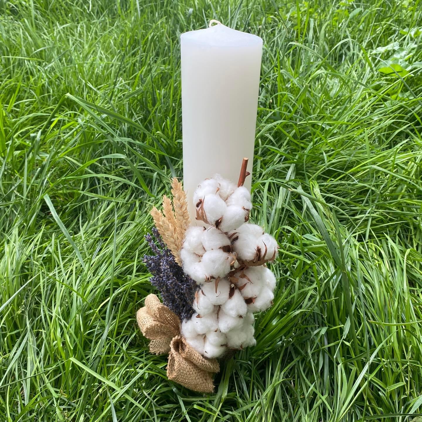 Lumanari cununie rustice cu lavanda si spice de grau