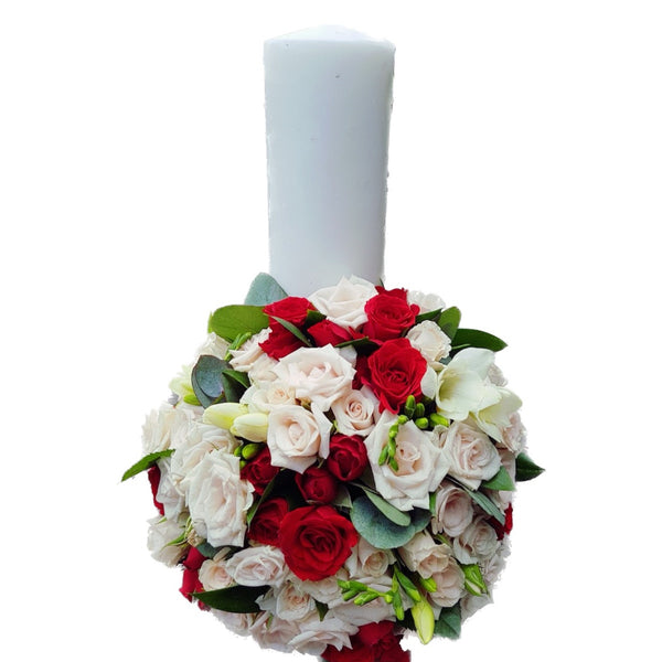 Short baptism candle mini roses and freesias