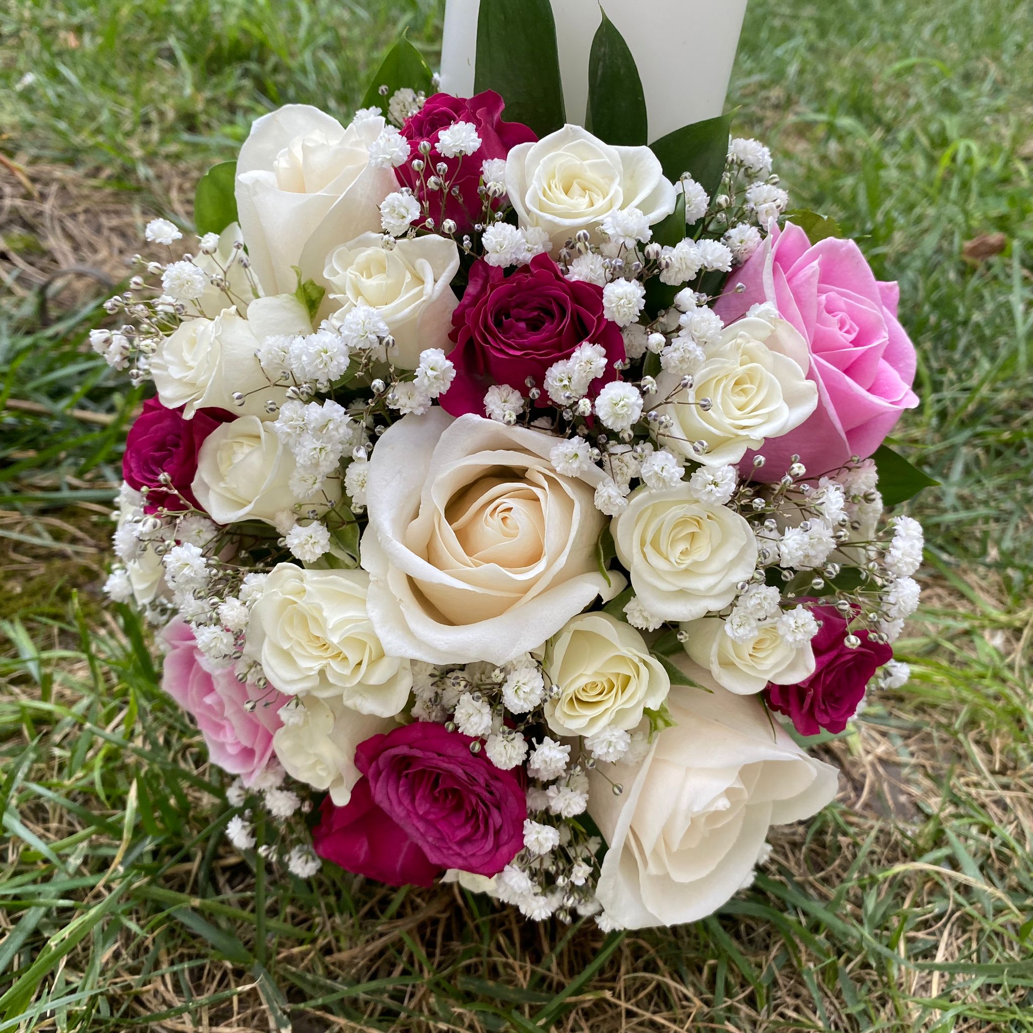 Lilac roses short baptism candle