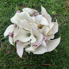 Buchet de mireasa din 19 cale albe