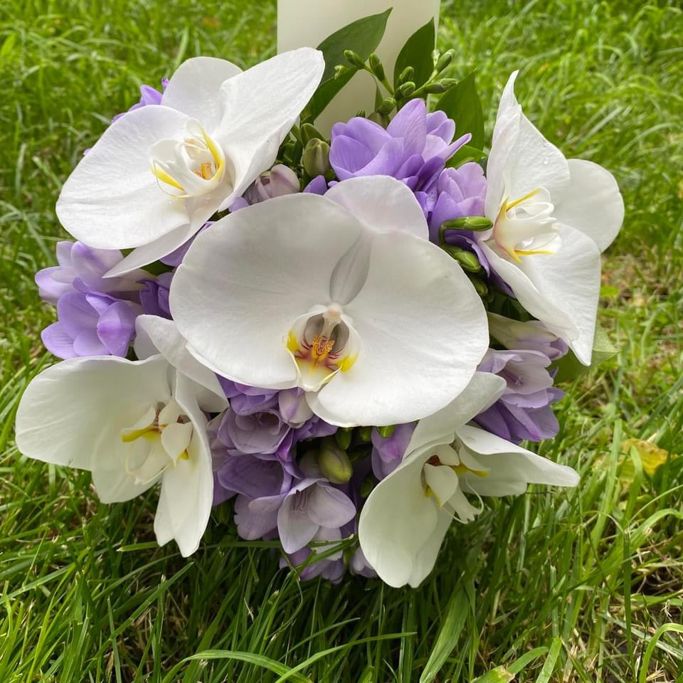 Lumanare botez scurta frezii si orhidee