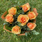 Buchet de oferit cu 7 trandafiri