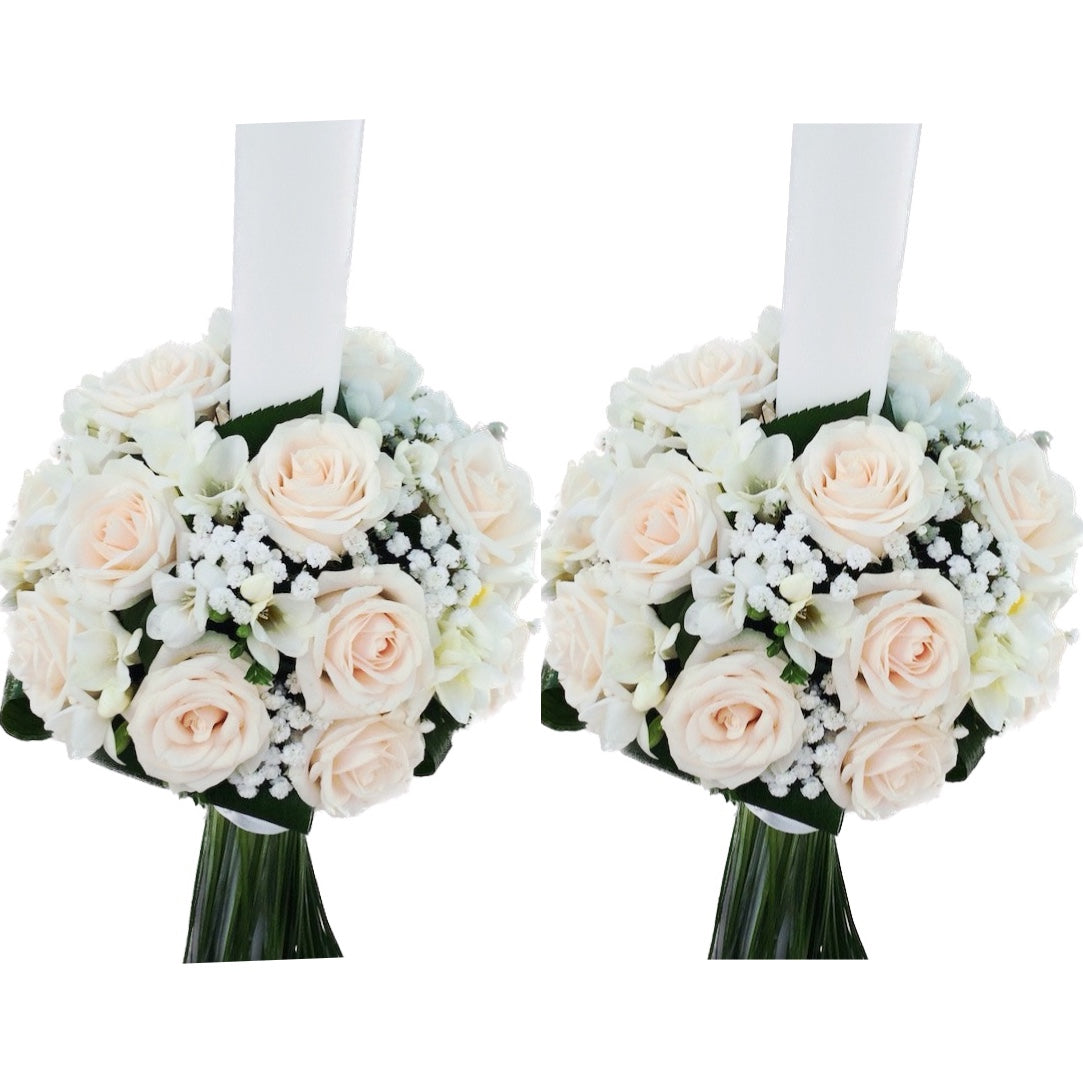 Lumanari nunta cu trandafiri crem si frezii