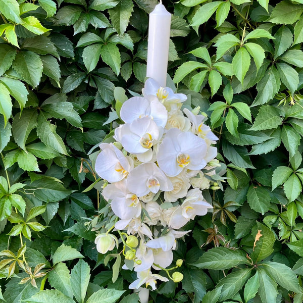 Lumanare botez curgatoare - trandafiri, lisianthus si orhidee phalaenopsis