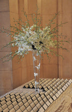 Aranjament floral din orhidee dendrobium alba