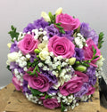 Buchet cununie pastel trandafiri crem si lisianthus lila