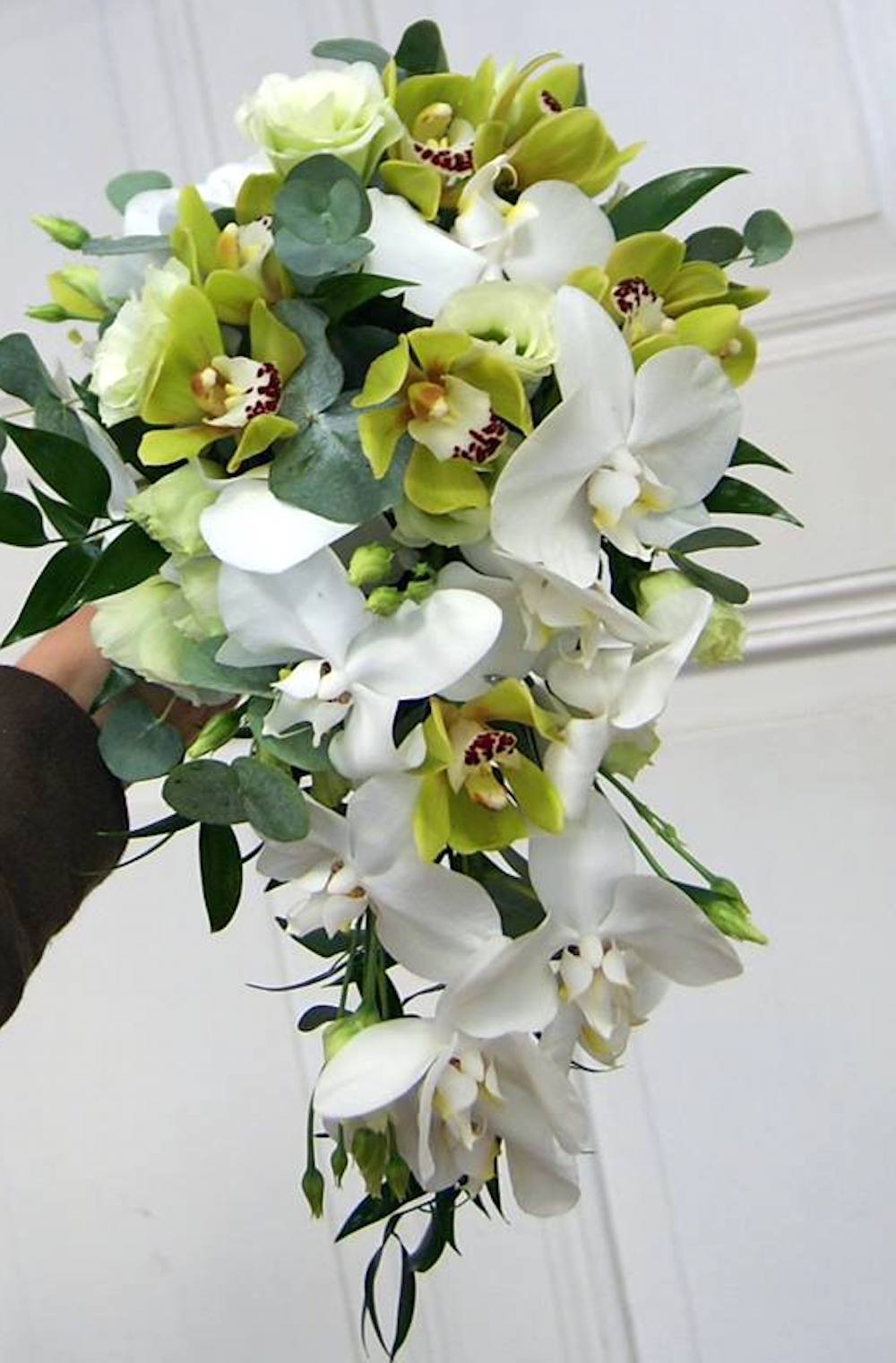 Buchet mireasa curgator orhidee