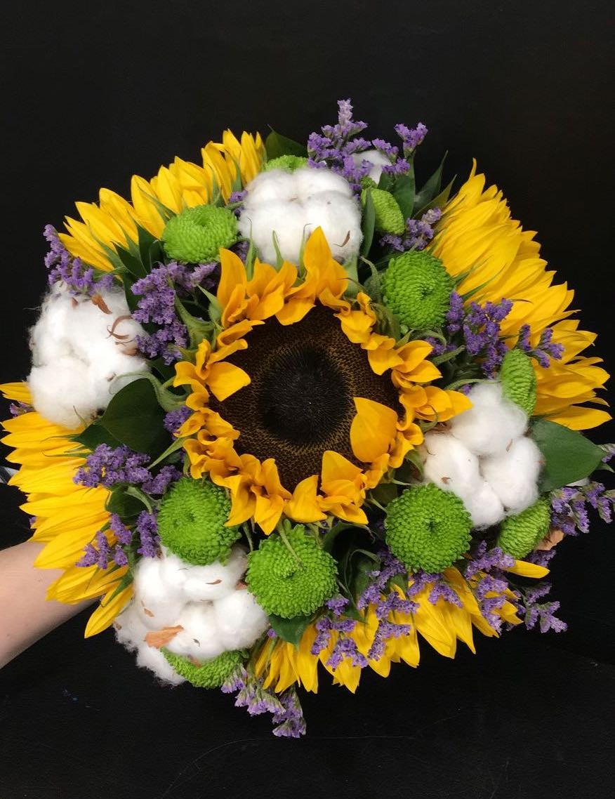 Buchet cununie cu florea soarelui si lavanda