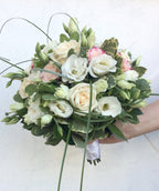 Buchet cununie civila trandafiri crem si verdeata - cel mai bun pret, cu livrare in Bucuresti!