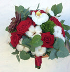 Buchet mireasa special si elegant - orhidee phalaenopsis si trandafiri rosii