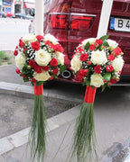 Lumanari de cununie cu trandafiri albi si minirose rosii