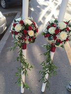 Lumanari de cununie cu trandafiri albi si minirose rosii