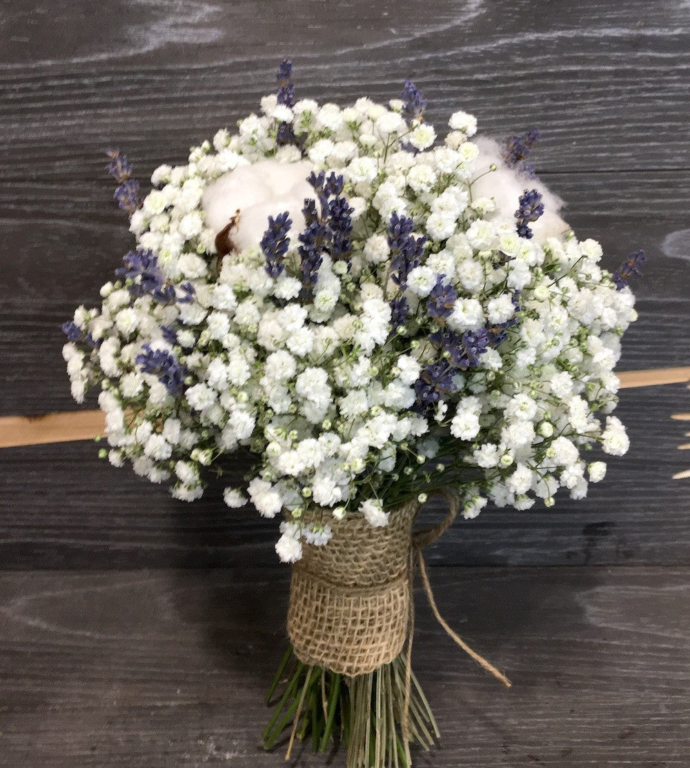 Buchet mireasa rustic cu bumbac si floarea miresei