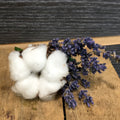 Cocarde rustice flori de bumbac si lavanda