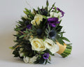 Buchet de cununie cu lisianthus, eryngium, trandafiri si veronica