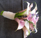 Buchet de mireasa din cale si lavanda