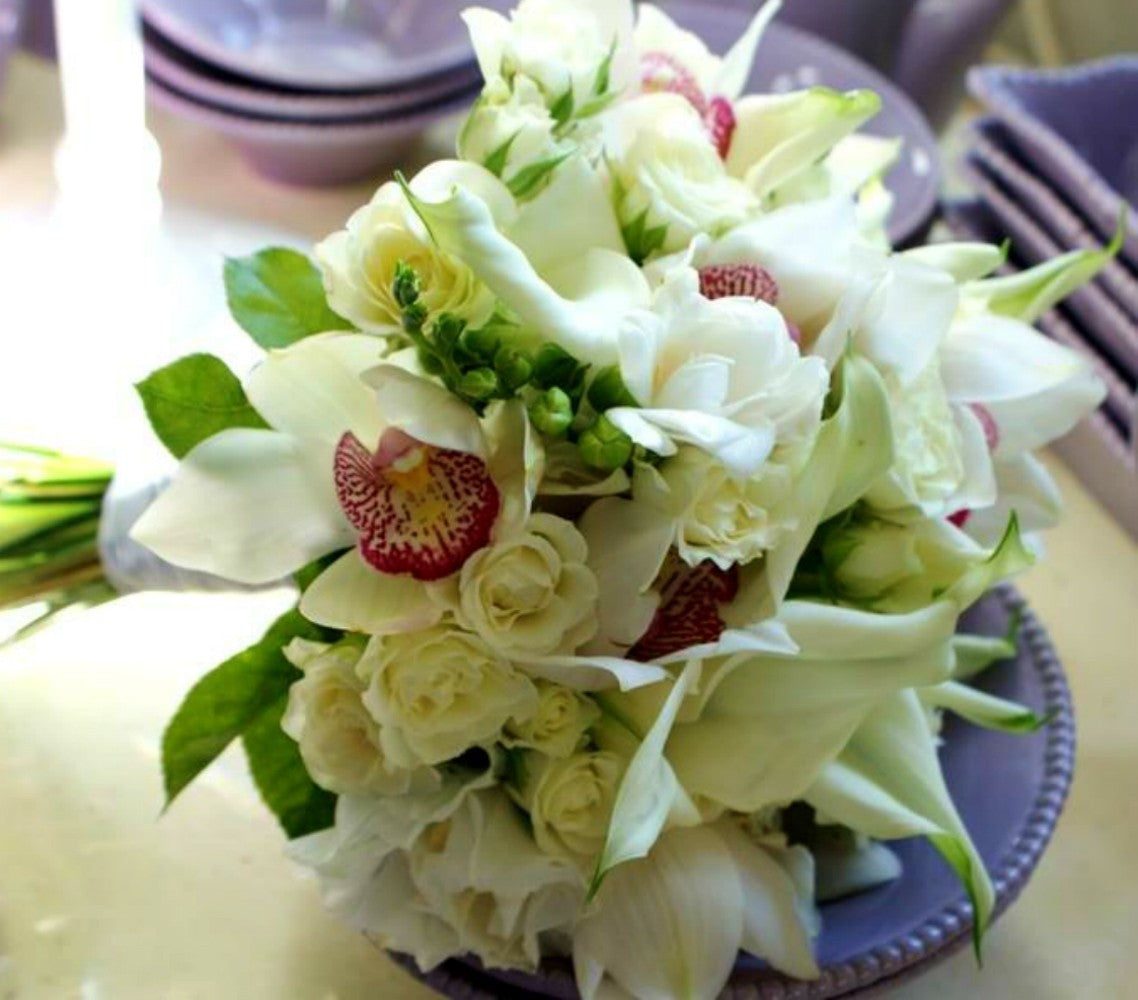 Buchet mireasa orhidee cymbidium si cale