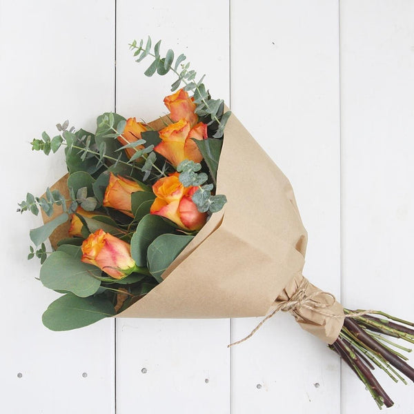 Comanda online buchete flori ieftine sub 100 lei, cu livrare rapida