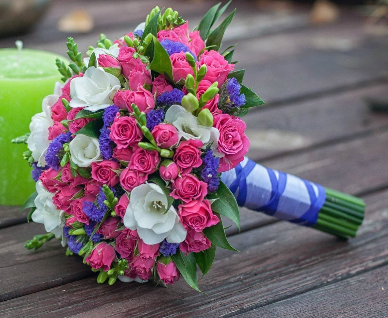 Cele mai frumoase modele de buchete de cununie colorate la preturi imbatabile!