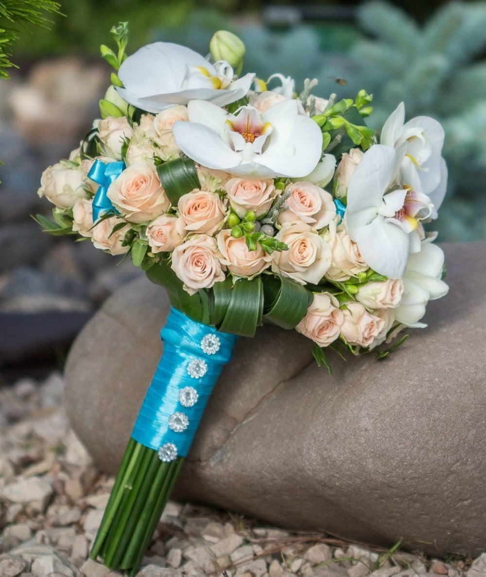 Cele mai deosebite modele de buchete de cununie cu orhidee phalaenopsis la preturi imbatabile!